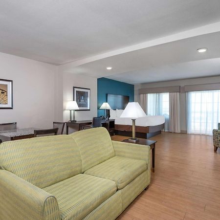 La Quinta By Wyndham Оушън Сити Екстериор снимка